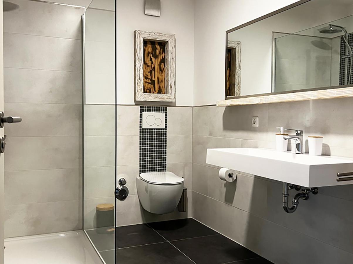 Mg-Quartier Hostel Мёнхен-Гладбах Экстерьер фото